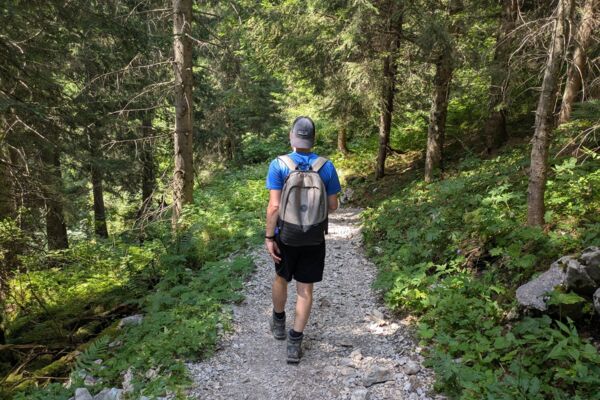 Familienfreundliche Wanderung um den Klewenstock