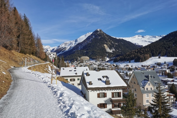 Wintersonne im Landwassertal