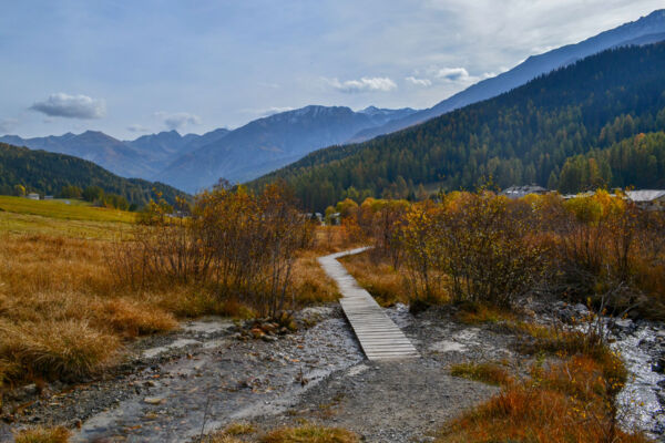 Flusswanderung entlang des Rom GR