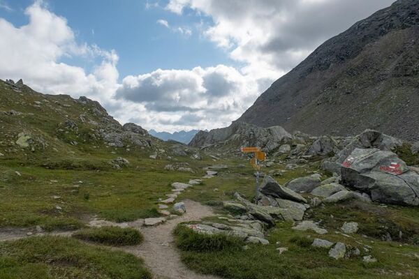 Vom Gotthard nach Obergesteln (3. und 4. Etappe - 4 Quellenweg)