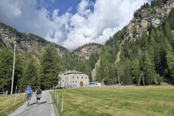 Per l’alpe Grum sul passo del Bernina