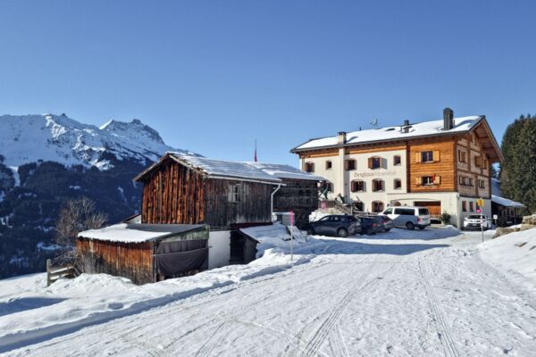 Gemütlich bis zum Berghaus Alpenrösli
