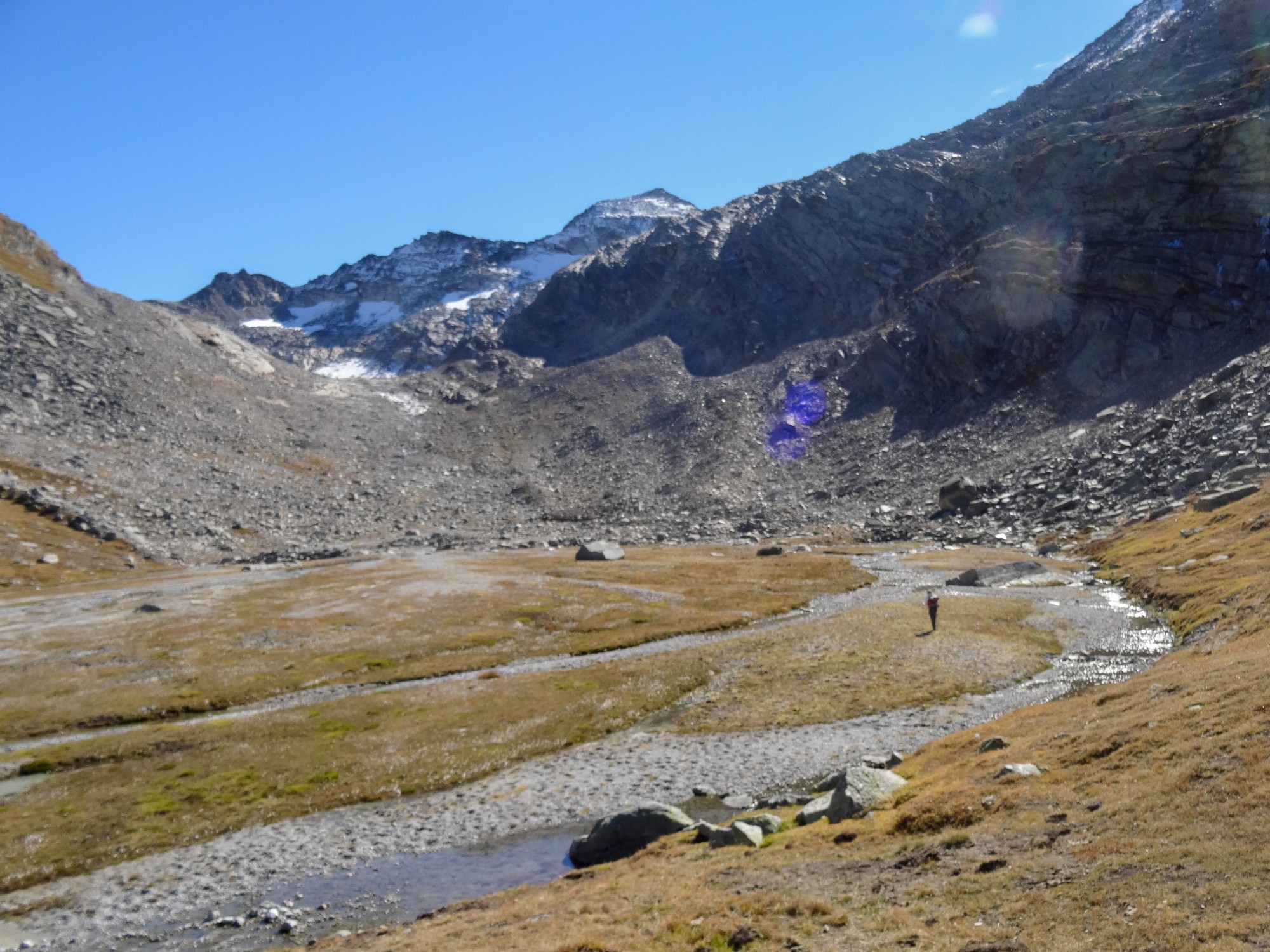 Lieber Käse und Brot als T-Bone Steak • Schweizer Wanderwege