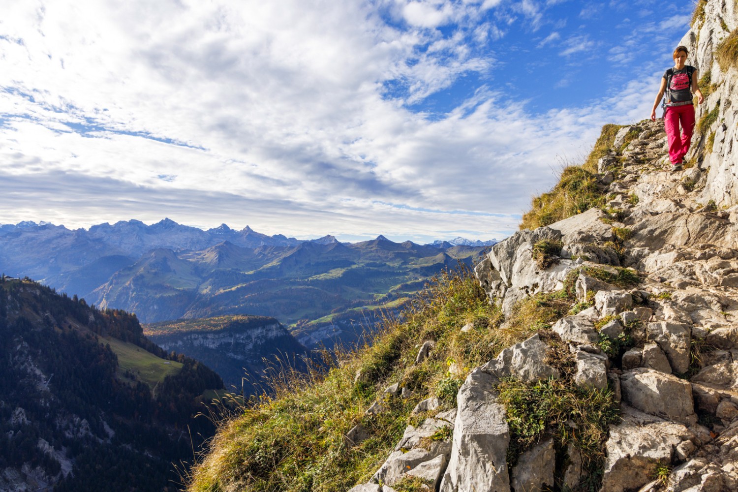 La descente du Grand Mythen, une épreuve pour les genoux. Photo: Severin Nowacki