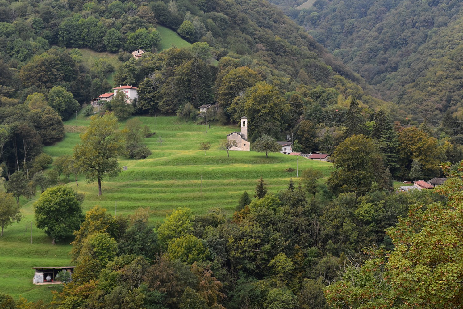 Die Terrassen des Weilers Tur dell’Alpe, am linken Ufer der Breggia. 
Bilder: Nathalie Stöckli
