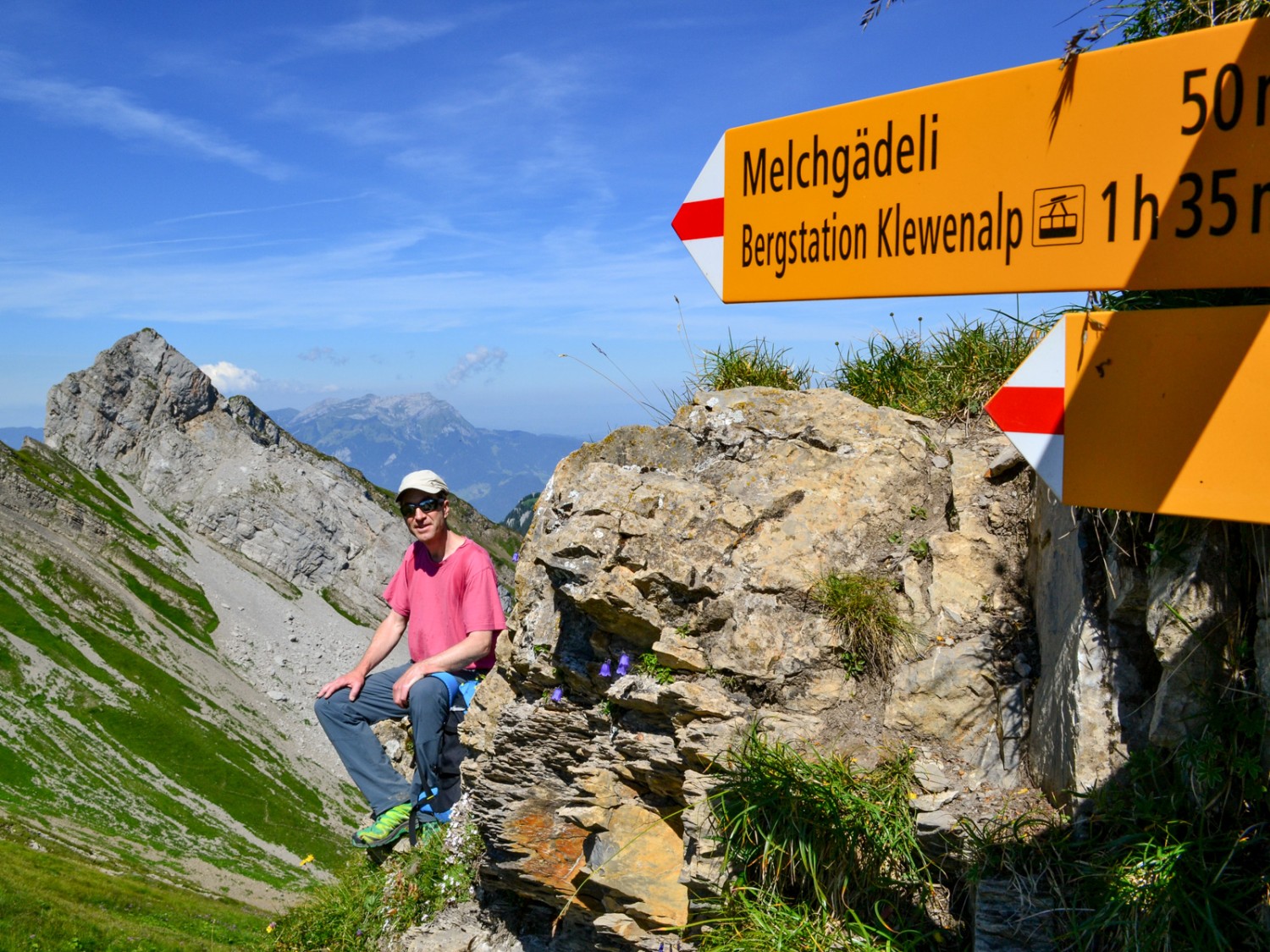 Pause sur le Hinter Jochli avec le Schinberg et le Pilatus en arrière-plan.
Photo: Sabine Joss
