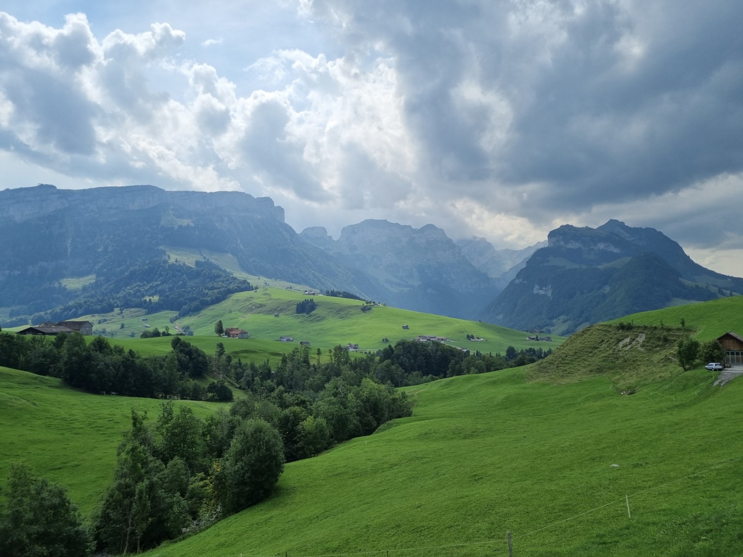 À portée de main: l’Alpstein est en vue tout au long de la randonnée. Photo: Natalie Stöckli