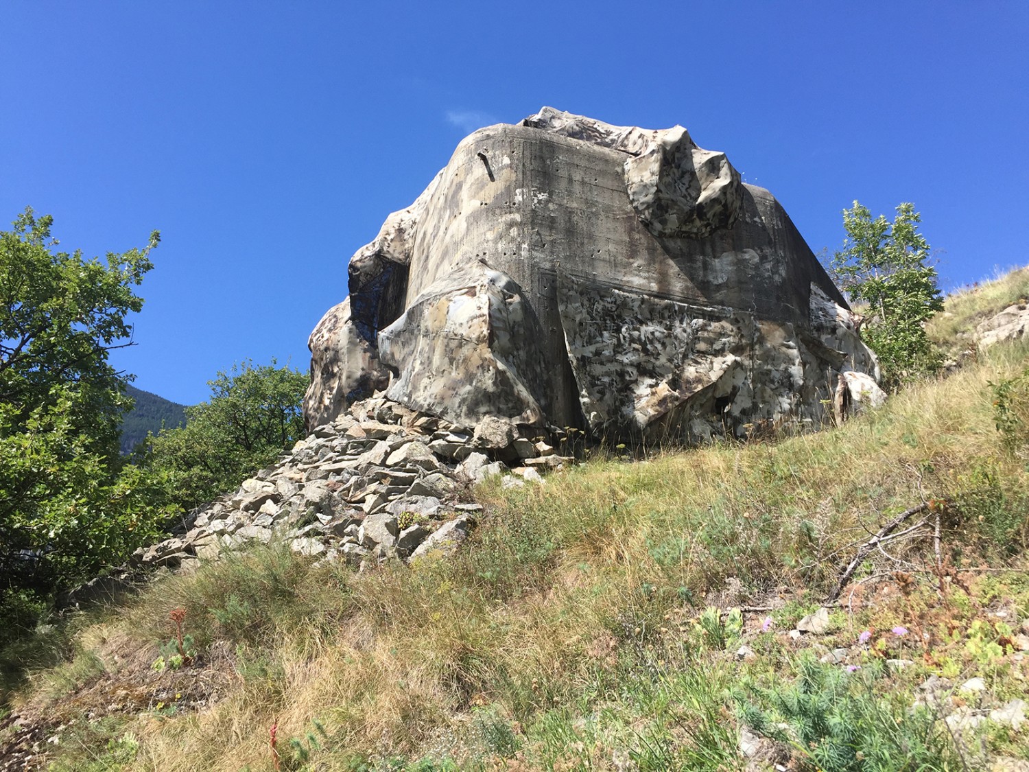 Militärbunker bei Les Follatères