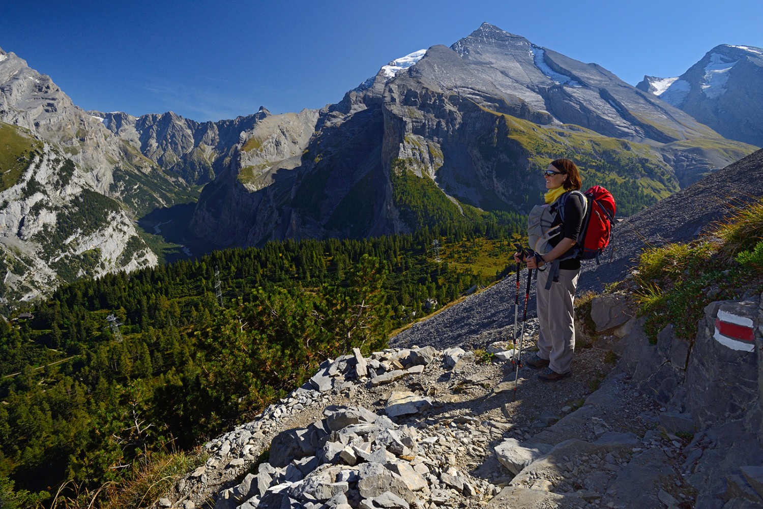 Beim Aufstieg lohnt sich ein Blick ins Gasteretal. Bilder: natur-welten.ch