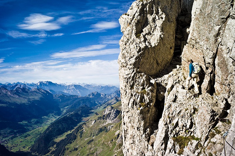 Der Bergweg über den Lisengrat fordert Trittsicherheit und Schwindelfreiheit. Bild: Severin Nowacki