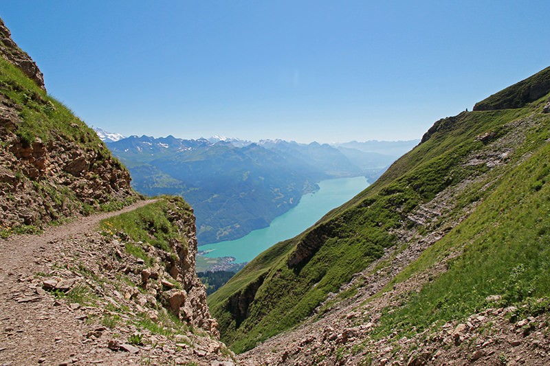 Sur le chemin des crêtes, la vue est splendide.
Photos: Elsbeth Flüeler