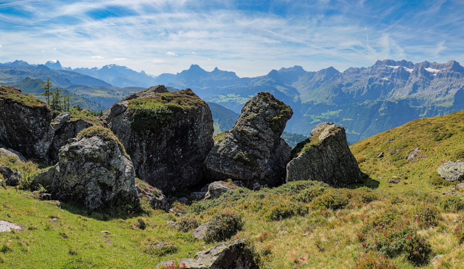 Alpine Rundwanderung im Herzen des Glarnerlandes