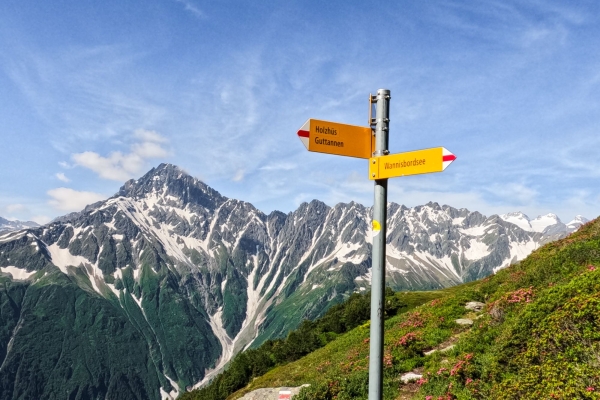 Aussichtsreiche Wanderung zum kristallklaren Wannisbortsee
