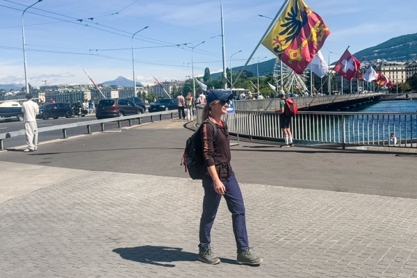 Una tranquilla passeggiata tra natura e città