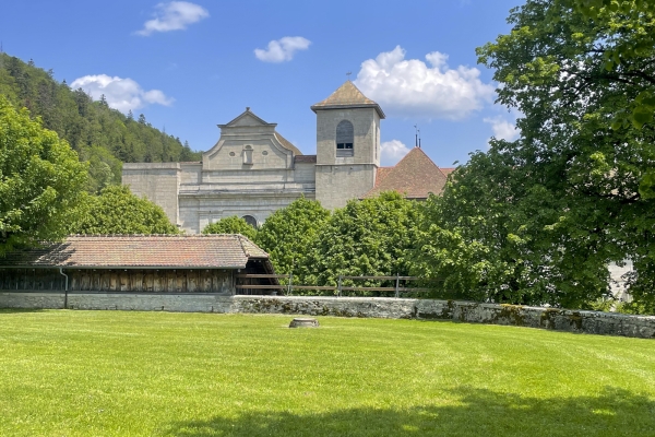 Dal borgo monastico al Montbautier