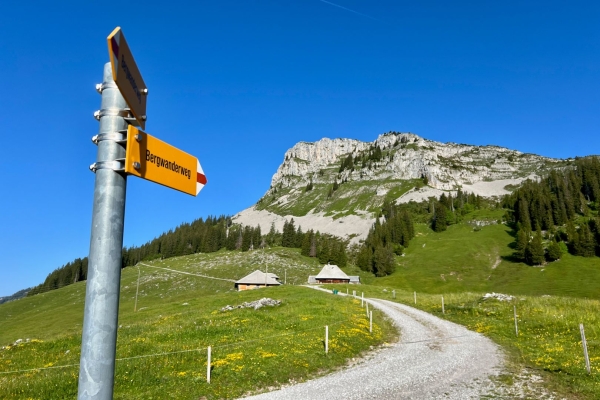 Wanderung über den Grat der Schratteflue
