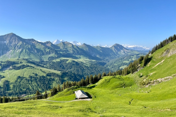 Wanderung über den Grat der Schratteflue