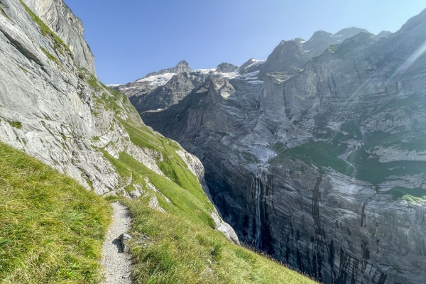 Auf dem Felsenweg zur Glecksteinhütte