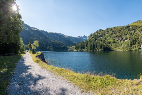 Alpine Rundwanderung im Herzen des Glarnerlandes