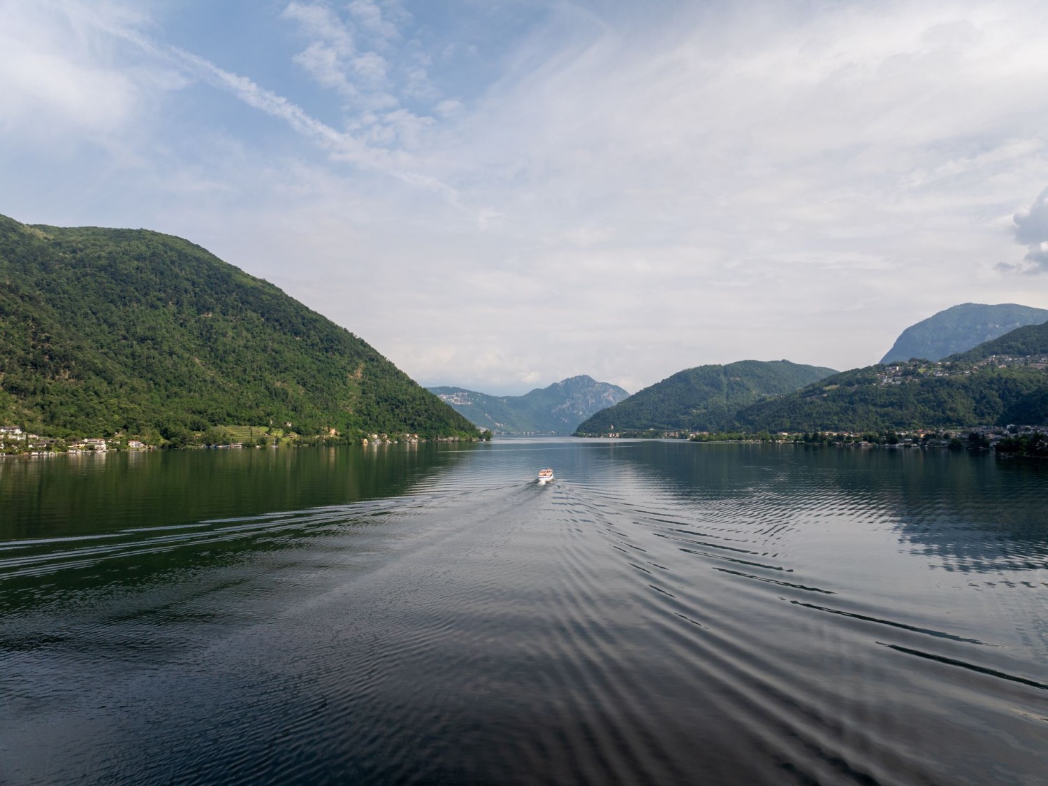 Vue sur le lac de Lugano. Une belle conclusion après une randonnée urbaine.