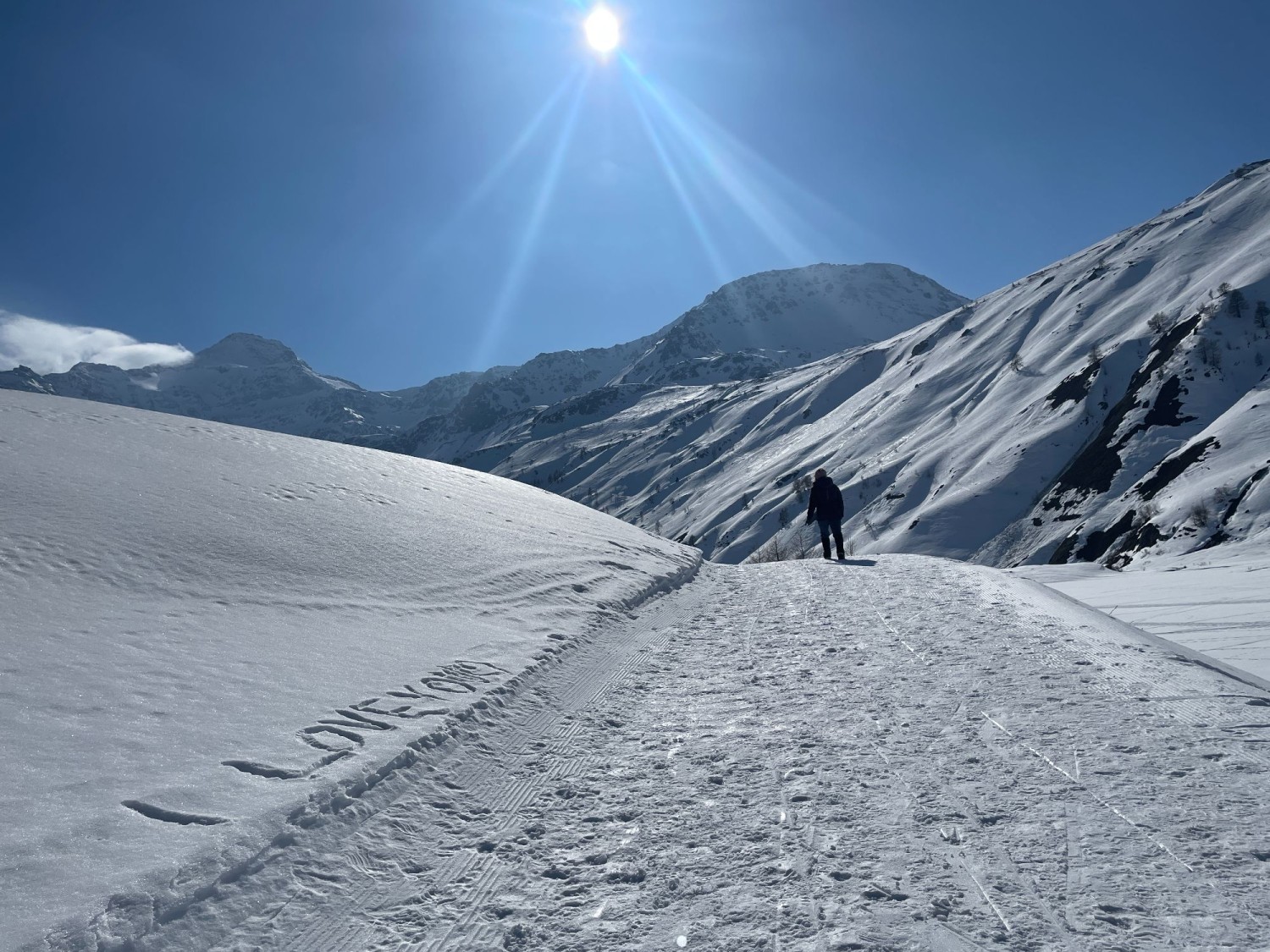 Der Sonne entgegen – und trotzdem kann hier ein kalter Wind blasen.