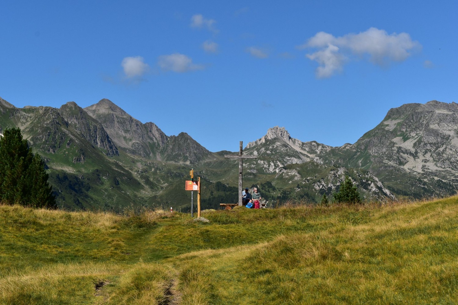 Bänkli mit Aussicht bei der Croce Portera.